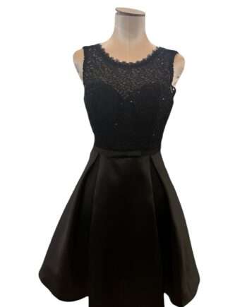 Satin lace black dress size M/L
