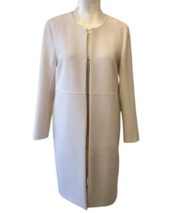 Beige crêpe coat