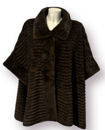 F2522 ecofur soft poncho