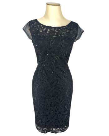 Black dress in delicate embroidered lace M/L