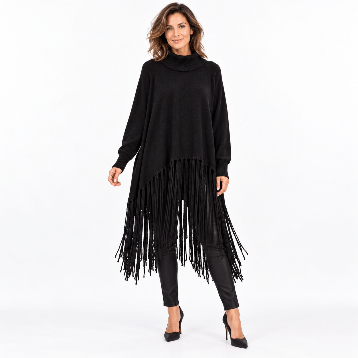 Pullover black fringed